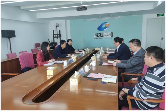 市住建局副局長杜本好一行蒞臨集團公司就政協(xié)委員提案進(jìn)行答復(fù)